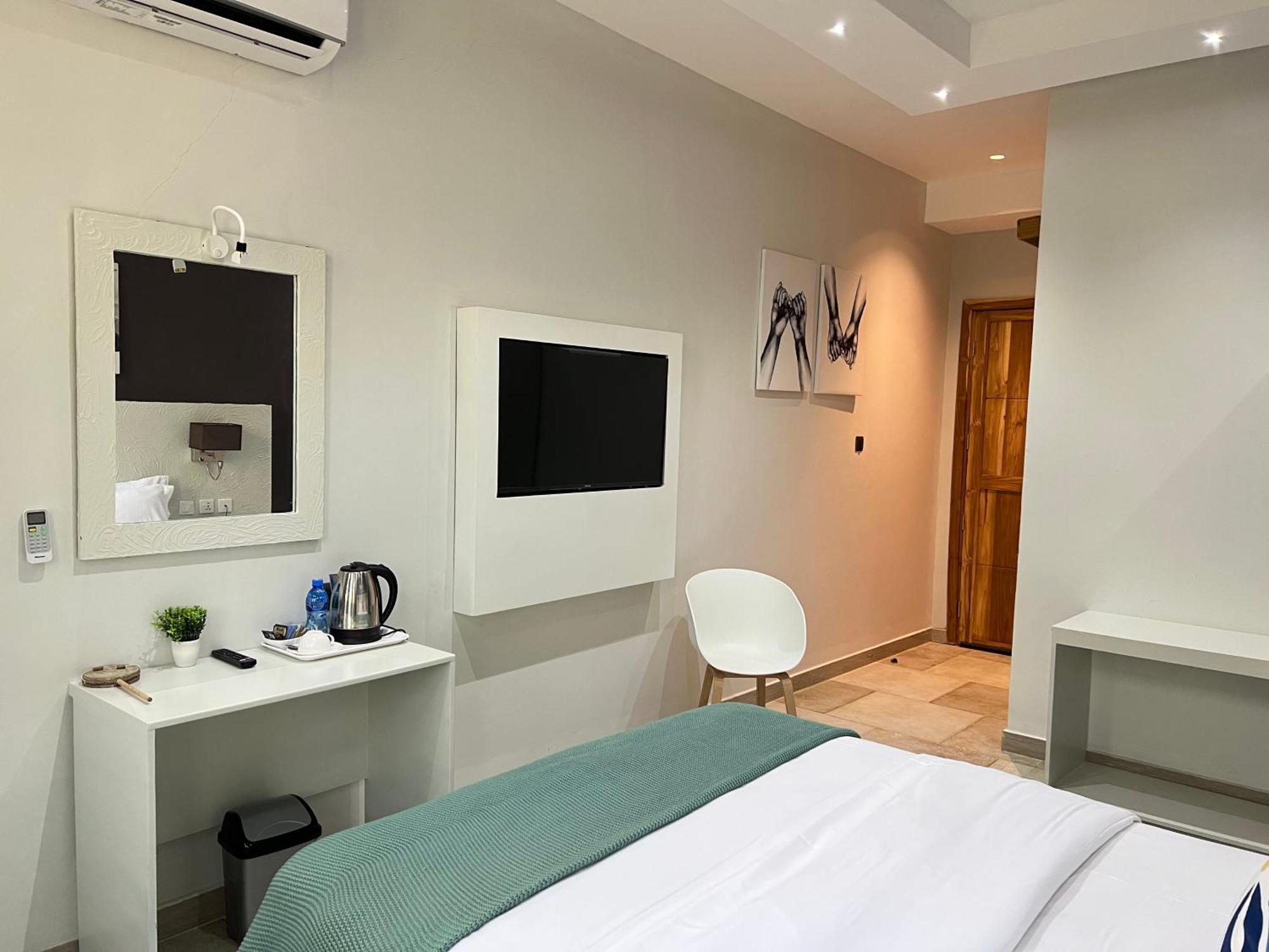 Yayo Masaki Hotel Dar es Salaam Exterior photo